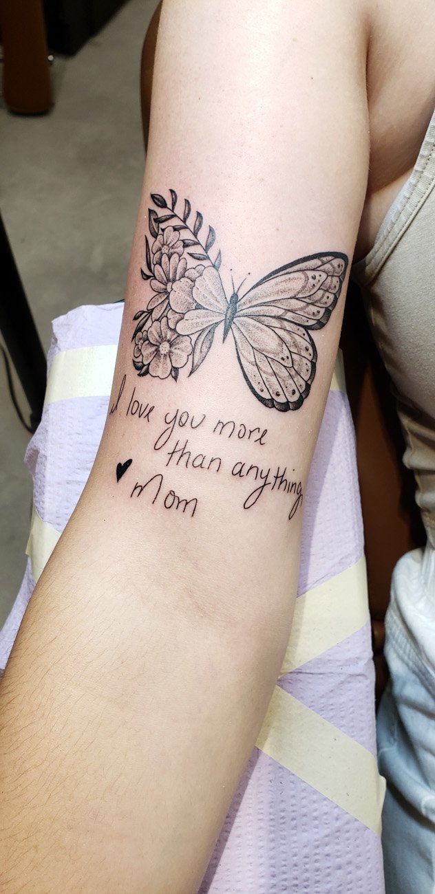 Lacey McClellan | H&H Las Vegas tattoo artist Lacey McClellan | H&H Las Vegas tattoo artist